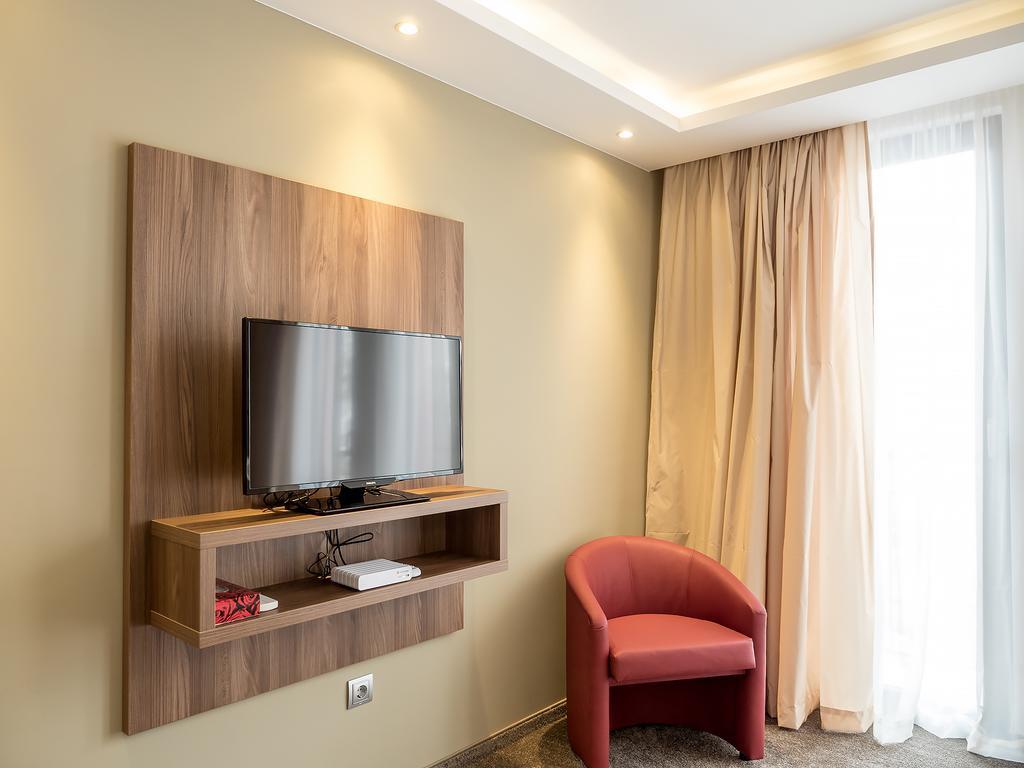 Hotel Calipso Hotel Софія Екстер'єр фото