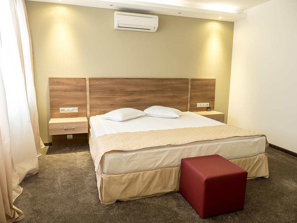 Hotel Calipso Hotel Софія Номер фото